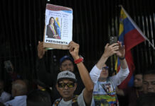 Venezuela abre diálogo político sin la presencia de la mayor líder opositora