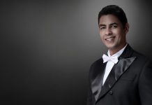 BRITO llega en agosto a Sala Ravelo, en pieza teatral sobre el más grande cantante dominicano