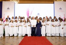 Abinader encabeza sexta edición del premio Supérate Mujer; reconocen a 35 mujeres SUPEREmprendedoras