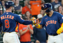 Astros detienen a Rays