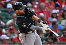 Locklear responde como emergente y guía a D-backs sobre Cardenales
