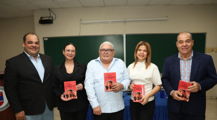Santiago Almada presenta su novela “Los otros cuerpos”