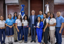 Educación impulsa el liderazgo estudiantil con representación dominicana en Kenia y Estados Unidos