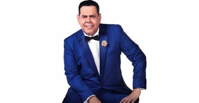 Fernando Villalona suspende sus presentaciones artísticas por delicado estado de salud