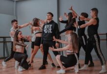 Las clases de salsa reducen los síntomas depresivos en jóvenes adultos, según un estudio