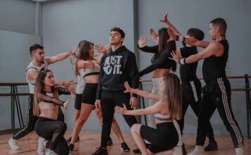 Las clases de salsa reducen los síntomas depresivos en jóvenes adultos, según un estudio