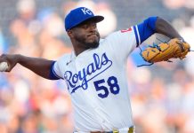Ávila y Loftin llevan a Royals a victoria sobre Giants