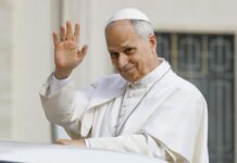 León XIV pide a EEUU esforzarse por la paz y la reconciliación en casa y en el extranjero