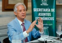 Fuerza del Pueblo afirma que la economía enfrenta presiones inflacionarias y menor liquidez