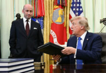 Trump vuelve a intentar limitar la ciudadanía por nacimiento pese al fallo del Supremo