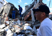 De la Espriella visita el Chocó, donde tuvo su epicentro el terremoto que deja 111 muertos