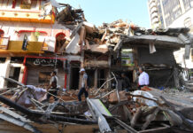 Colombianos buscan a desaparecidos por el terremoto con ayuda de medios y redes sociales
