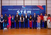 Abinader entrega reconocimientos del Indotel a más de 170 estudiantes destacados en el concurso “Buscamos el Talento del Futuro”