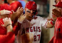 Trout guía el encendido ataque de Angelinos vs. Rangers