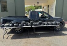 Incautan 84 libras de presunta marihuana ocultas en una camioneta en Azua