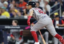 Anthony Seigler conecta triple de ventaja en la 9na y los Red Sox vencen a Marlins