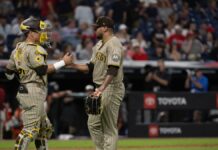 Padres remontan desventaja de 3 carreras para vencer a Guardians e hilar 6to triunfo