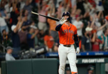 Christian Walker pega jonrón de 3 carreras en la 10ma y Astros deja tendido a Mariners