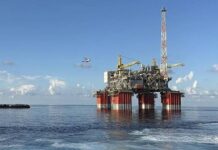 El petróleo de Texas cierra agosto en 85,76 dólares tras los ataques entre EE.UU. e Irán