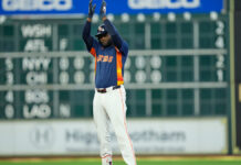 Astros vencen a Rangers de la mano de Yordan Álvarez y barren la serie