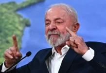 Lula dice que Bolsonaro mostró su irresponsabilidad al negar el calentamiento global