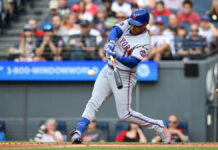 Bo Bichette pega sencillo productor y le da la victoria a Mets en diez entradas
