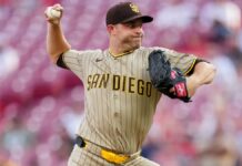 Padres blanquean a los Rojos; Machado pega 4 hits