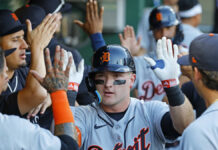 Tigers vencen a Pirates y empatan último comodín de la Liga Americana