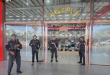 Incautan más de 5,800 mercancías ilícitas en comercios chinos de Santiago