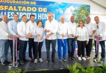 Abinader inaugura en Matanzas nuevo puente sobre el río Galeón y asfaltado de calles para fortalecer la conectividad vial y la productividad de Peravia