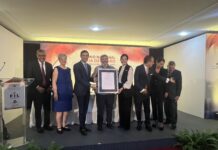 Pablo Mella recibe el Premio Nacional Feria del Libro Eduardo León Jimenes 2026