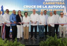 Tras 25 años de espera, presidente Abinader inaugura la carretera de Boca de Chavón