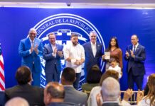 Abinader inicia entrega oficial del Pasaporte Electrónico para dominicanos en Nueva York, Nueva Jersey y Boston