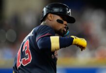 Grand slam de Acuña Jr. guía a Braves a triunfo y saca a Astros de liderato de división