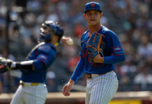 Myers se lleva la victoria en su esperado regreso a los Mets