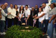 Fellito Suberví inicia el saneamiento de cañada en Los Guaricanos