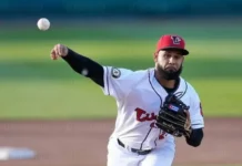Estrellas anuncian a Richard Guasch como importado