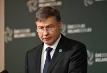 La UE no quiere quedarse atrás en la carrera por la IA, pero apuesta por regularla