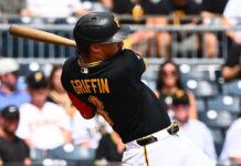 Con un rally de cinco en la segunda entrada, Piratas encaminan triunfo sobre Cerveceros