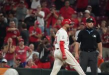 Trevino impulsa la carrera de la ventaja en la 8ª y Reds superan a Padres