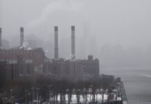 La contaminación atmosférica eleva el riesgo de conductas suicidas y muertes por suicidio