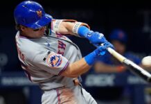 Mets sorprenden a Rays y se quedan con la serie