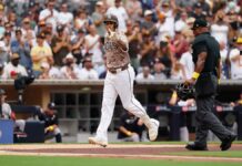 Padres se imponen a Yankees y amarran la serie; Machado y Tatis la sacan